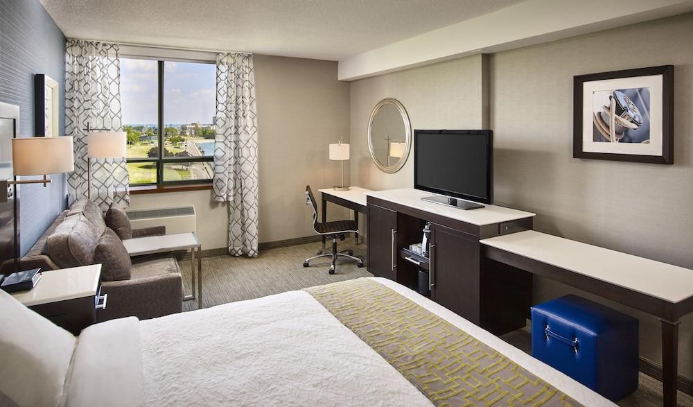 Hotel Waterfront Downtown Burlington