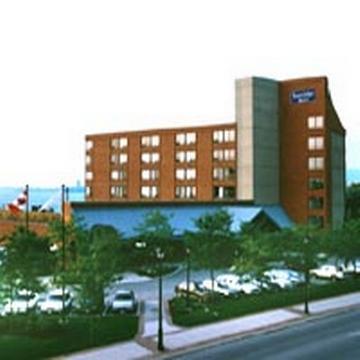 Waterfront Downtown Hotel 3*